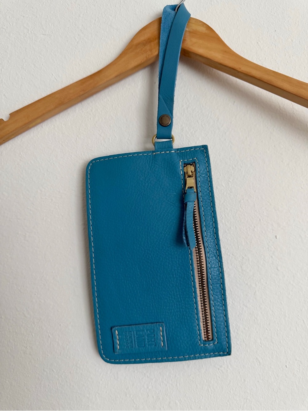 NWOT Portland Leather Goods Adriana Pouch Wristlet Aqua Teal Blue